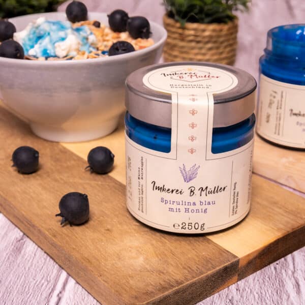 B. Müller Imkerei - Spirulina blau in Honig