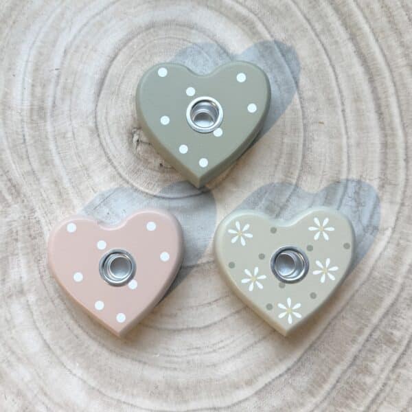 Kerzenhalter in Herzform, verschiedene Größen & Farben